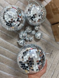 كرستالات • ثريات • توصيل