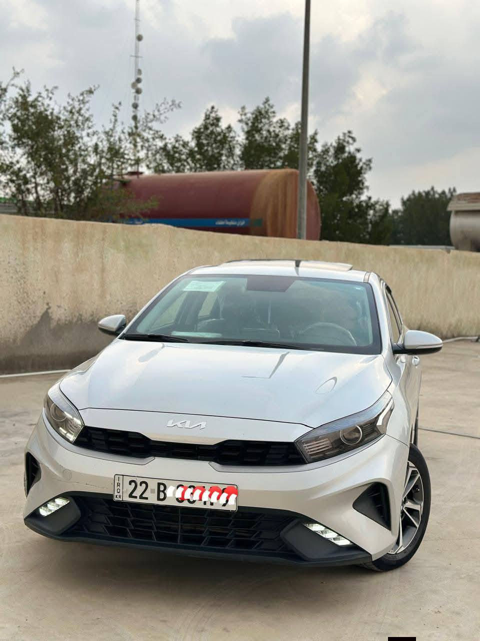 السلام عليكم سيراتو للبيع موديل 23
سيراتو شركة نيم . موصفات فول محرك 2.0  قطعتين تبريد شاشه بلادي فتحه ويل كب 3 انظمه قيادة كامره خلفيه حساس خلفي كشاف ضباب لدات لايت زنون نظام كروز سرعه سياره جديده بشكل حته الارضيات مامستخدمات #مكفوله بيها ملاحظه بسيطه ذاكرها بصوره 

#السعر 173 وبيها مجال 

#مكانها واسط الزبيدية 

***********

@إشارة
