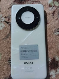 هونور اكس9 • كامل • شاحن وعلبة