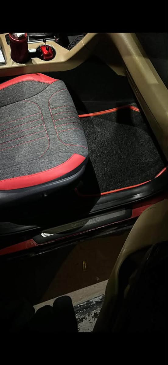🚗 للبيع – كيا سبورتج GT-Line 2020 (فل مواصفات)
* الموديل: 2020
* الفئة: GT-Line (فل مواصفات)
* ناقل الحركة: أوتوماتيك
* الممشى: (36378KM)

المواصفات:
✅ فتحة سقف بانوراما
✅ شاشة كبيرة مع Apple CarPlay / Android Auto
✅ كاميرا خلفية + حساسات أمامية وخلفية
✅ تشغيل بصمة + دخول ذكي (Keyless)
✅ مقاعد جلد
✅ مقود متعدد الوظائف
✅ مثبت سرعة
✅ مرايا كهربائية قابلة للطي

حالة السيارة:

* السيارة نظيفة جداً.
* محرك، جير، وشاصي بحالة ممتازة.
* لا تحتاج أي مصروف

💰 السعر: (210$) (شدتين و عشره ) 

📍 الموقع: (كربلاء)

📞 للاستفسار: ( *********** )
+ ضربتها في الخلف و ضربه باب 
 تصليح ما مبدل اي شي
