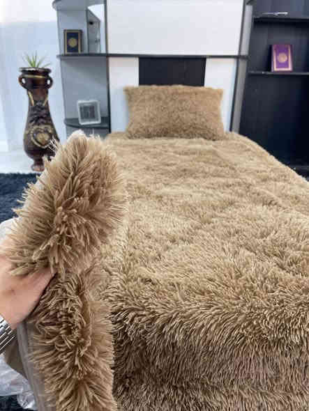 اللهم صل على محمد وال محمد

وصل الجديد الشتوي

لحاف فرو ريش الارنب 

شتائي الضهر الثاني قديفه

العنوان الشارع العام طريق شطره نصر قرب سايلو النصر 

***********
***********
