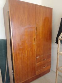 قنصور • للبيع • عليه مجال