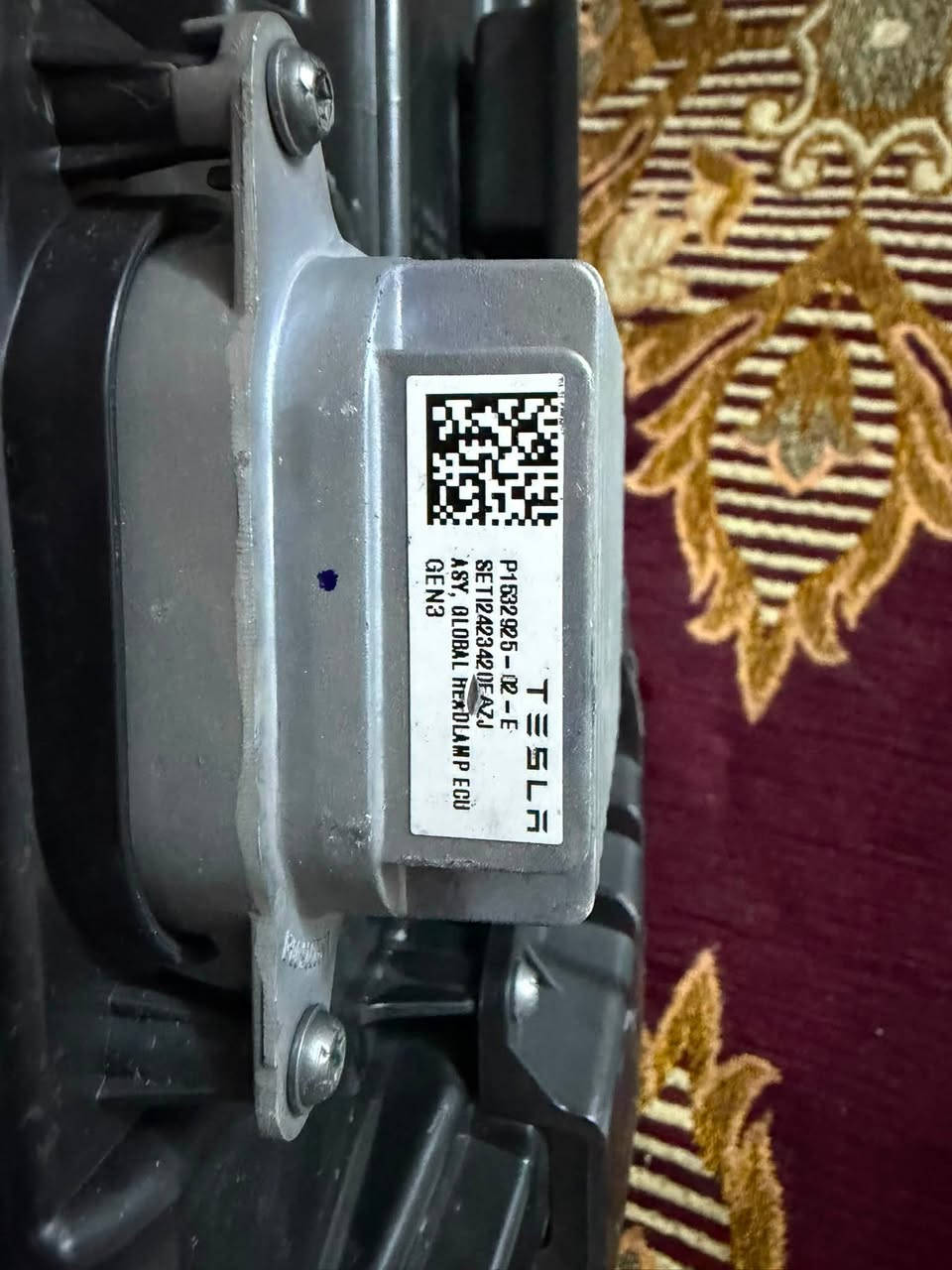 لايت اصلي ابو العدسة جهة اليمين تسلا y مفتوح
من سيارة موديل ٢٥ سعرة $120
بلوجكتر تسلا y جهة اليمين اصلي عدسة سعرة 50 الف ارضيات اصلية تسلا لا سعرهن 100 الف
كبات ويل حجم ١٩ سعرهن 40 الف
***********
