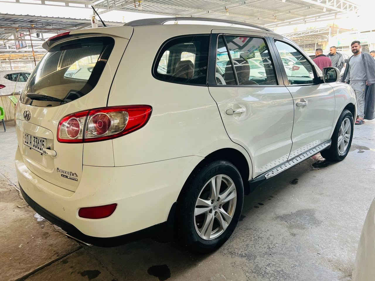 سلام عليكم سنتافيه موديل 12خليجي كفاله صبغ وتبديل السونار مرفق بل منشور  رقم بغداد باسمي كير محرك مكفولات فقط الكيس مفتوح فول مواصفات 1/1 مكينه 6سلندر 3قطع تبريد 7 راكب  السعر 157وييهه مجال العنوان بغداد  ***********وبي واتساب
