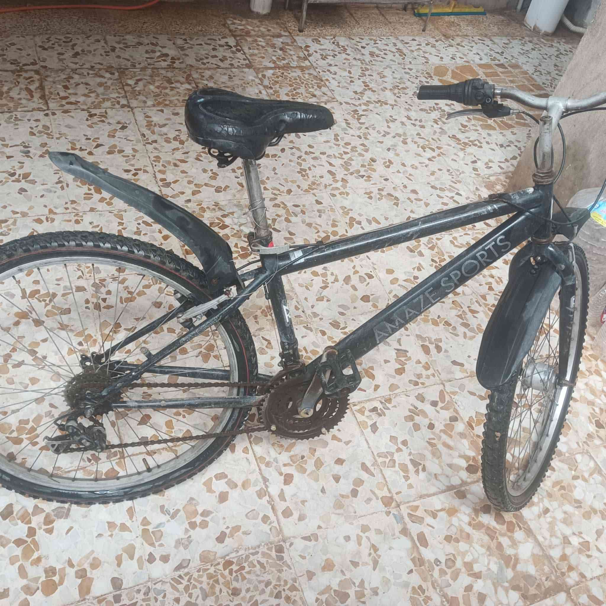 بايسكل للبيع 
نضافة ✅
كلشي مابي عطل✅
بس ناقصو اسطاب ورا 
اسطاب كدام شغال بايسكل نضيف وماتصرف علي لو ربع 
العنوان / موصل جانب الايمن 
السعر 40 وبي مجال بسيط
شراي راسلني خاص + لاتكسر بلسعر


**إذا كنت صاحب هذا الإعلان وتريد حذفه لأي سبب، رجاءا أرسل رسالة إلى الدعم الفني**