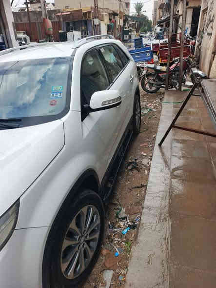 السلام عليكم 
للبيع سورنتو 2014 اربيل الجديد 
كفاله عامه عدا بارد قليل مامبين 
ماشيه 169 الف حقيقي 
.محرك مفتوح 
السعر 158 
اتصال فقط 
***********
