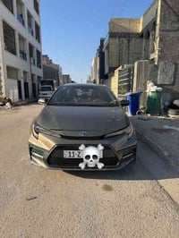 كورلا هاش باك ٢٠١٩  وارد امريكي السونار موجود  السيارة XSE فول عده الف...