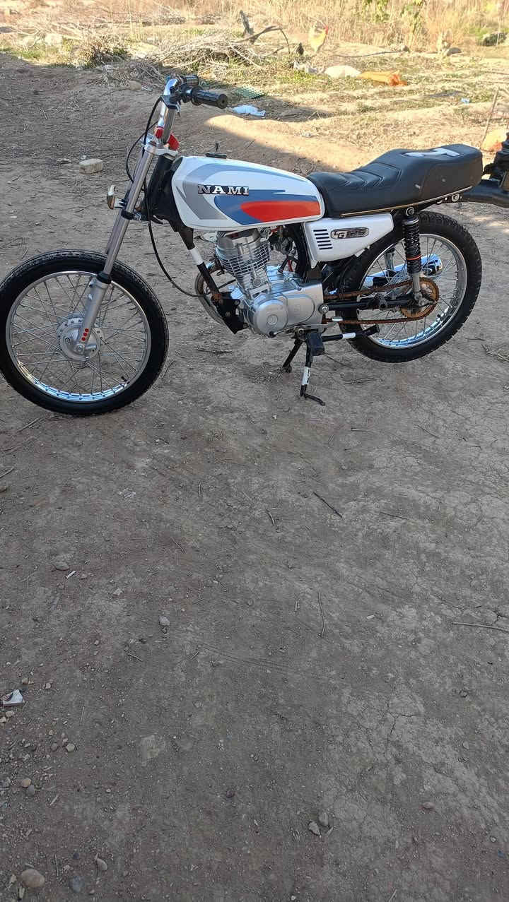 السلام عليكم دراجه للبيع نامه تعمير محرك 2023 رقم الهاتف *********** الموشراي لا يخابر السعر خاص مكان  القاسم
