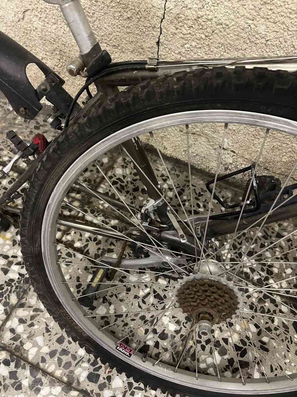 بايسكل جبلي ياباني نقص بَـßÃŠـسّ الكشن والبريك الورا ناقص بَـßÃŠـسّ السيم المكان بغداد حي الجهاد السعر 150 قفل الرقم ***********
