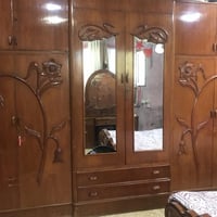 غرفة نوم • خشب ثقيل • توصيل
