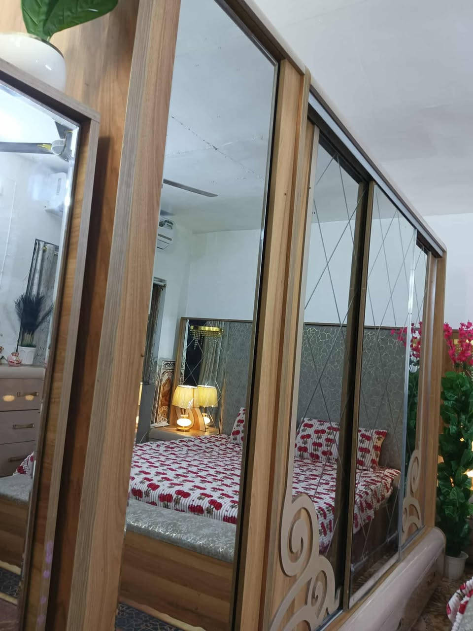 غرفه تركي 10 قطع نضيفه اي ضرر ما بيه مكاني حله مركز سعره 850


**إذا كنت صاحب هذا الإعلان وتريد حذفه لأي سبب، رجاءا أرسل رسالة إلى الدعم الفني**