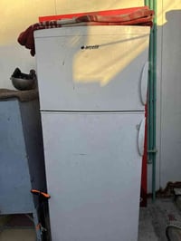 ثلاجةللبيع شغاله وعل فحص المكان بغداد الجديدة تبريد تجميد امانة الله ا...