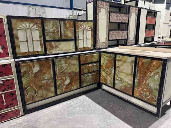 كاونتر وملحق قياس متر ونص مع سنك متر و٢٠سم سعره ٢٢٥ الف
للحجز والاستفسار التواصل على الواتساب
*********** بغداد
