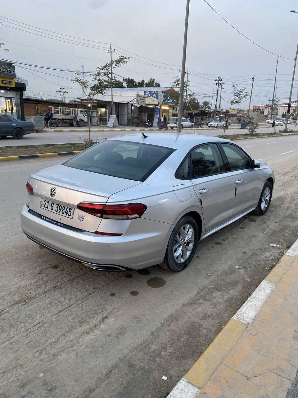 باسات قطري مديل 2020 مصبوغه حزام سعرها 147 ومجال بسيط حك الجيه رقم سليمانيه مكان السياره بالنجف 
***********
