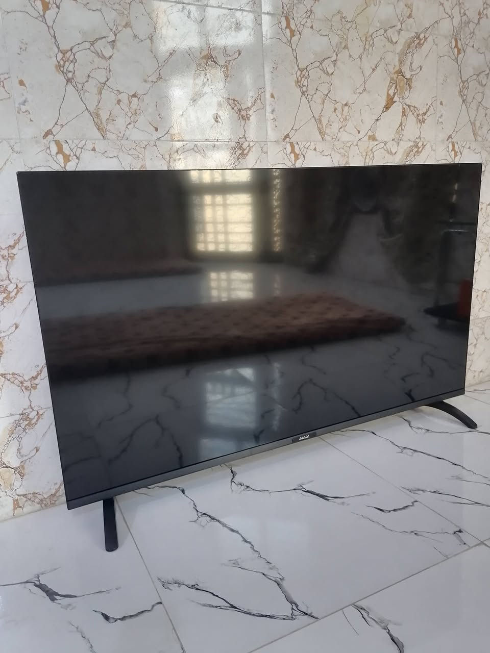 بلازما حجم 55 ماركة AZARA
سمارت أنترنيت مستعمله للبيع 
الدقة 4K UHD (3840 × 2160).نظام التشغيل أندرويد 13المداخل والمخارج تحتوي على 3 مداخل HDMI و2 مداخل USB، بالإضافة إلى بلوتوث و Wi-Fi
السعر النهائي ( ٢٥٠ ) ألف.


**إذا كنت صاحب هذا الإعلان وتريد حذفه لأي سبب، رجاءا أرسل رسالة إلى الدعم الفني**