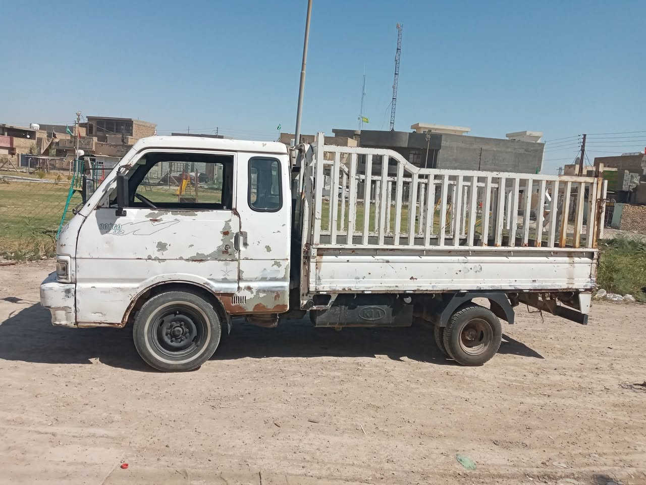 سلام عليكم كية حمل بنكو موديل ١٩٩٦ رقم ألماني انبار سعر ٤٠ ورقة وبيها مجال الاتصال على الرقم *********** وب واتساب
