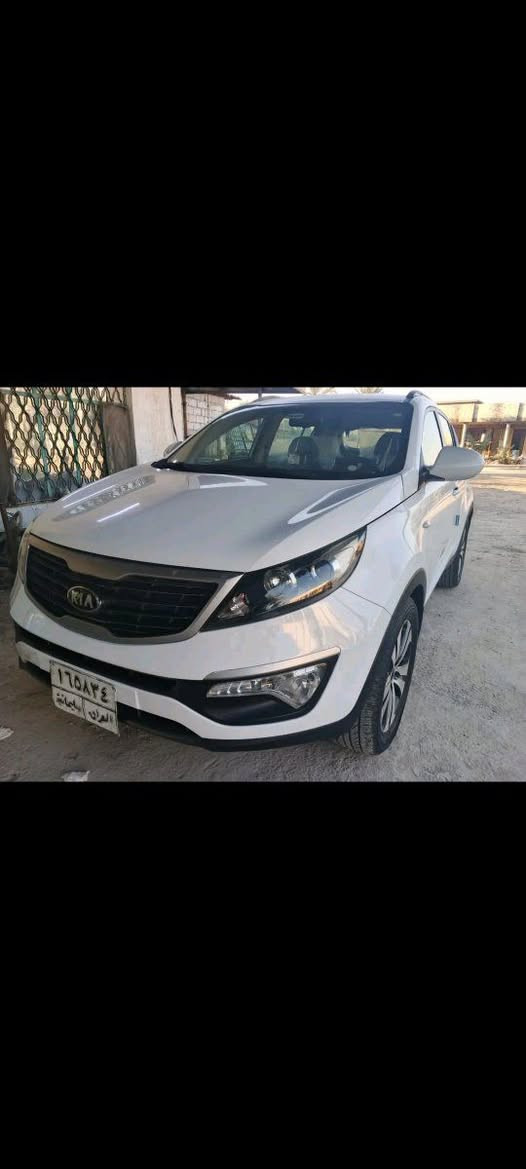 السلام عليكم 
كيا سبورتج 
محرك 2400
موديل 2014
كفاله عامه عدا دعاميه اماميه رش
سنويه لل27 
بابل الهاشميه 
السعر 155$
***********

