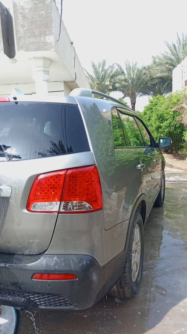 السلام عليكم سورنتو موديل (2011)وارد امريكي(( آكلين)) دخول خاص محرك 2400 دوش
سبعه راكب السعر (145)وبيه مجال 
المكان بغدادالدوره 
مكلف باالنشر الاستفسار 
(***********)
