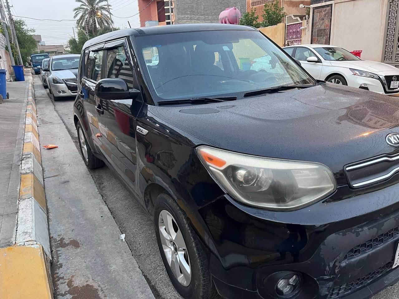 سلام عليكم
كيا صول للبيع 2019 حادث موضح بالسونار 

السيارة جاهزة من كلشي گير مكينة مكفولة 

مواصفات عادي مكينة 1.6 4سلندر السيارة كاملة من كلشي 

ماشية 56 الف مايل

السعر 120 و بيه مجال

للتواصل ***********
