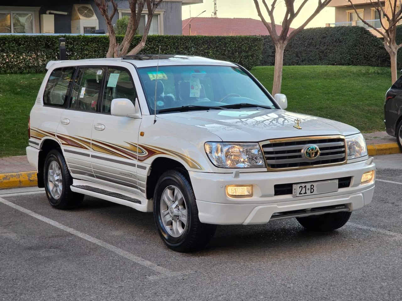 تويوتا لاندكروزر مونيكا 2006 مواصفات GXR
قطعت 97 ألف كم فقط
بدون صبغ – فل مواصفات
داخلية أصفر – أوتوماتيك – دبل أكسل
سلايد – ثلاجة – 3 صفوف مقاعد
تبريد مركزي
حساسات أمامي وخلفي
قفل أكسل

🟦 السعر  _ الطلب في التعليقات سيأتي إليك مباشرة 
                  فقط على الصفحة مو على كروب

الگير والمكينة بشرط
التحويل والغرامة بشرط
المكينة غير مفتوحة
الموقع: السليمانية – منطقة رابرين

أرقام المالك:
***********
***********
