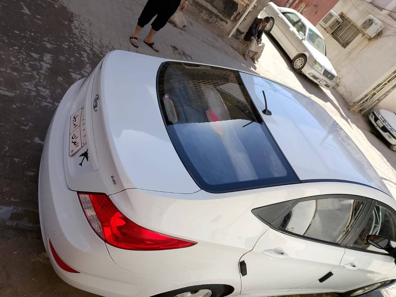 هونداي اكسنت 2018 نص فول محرك ١٦٠٠ قطرتين 

ماشيه ١٣٥ ك  م تبريد محرك گير خير من الله سياره ما متعوبه 
الضرر قطعه تبديل بدون دواخل + باردات بسيطه  تريد وكاله  تريد مداور ع ضمان 

السعر ١١٥ وبيها مجال قليل  الشراي يتفضل اتصل ع الرقم  ***********
