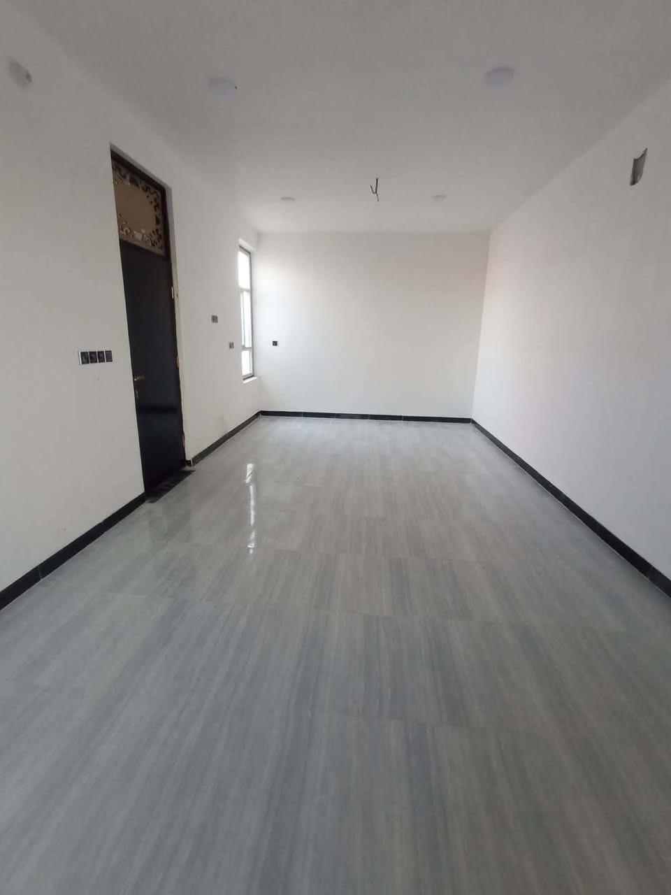 اللــــهــم صــل عــــلـــــى مـحــــمـــد وال مـحــــمـــد 
دار للــــبـــيــــع الــــمــــســـاحــــه100م واجــــه10نـــزال10ركـــن 

                    عـــــلى شــــارعـــيــــن شـــــوارع10م 
        
                        طــــابـو زراعـــي سـنـــد25

                   طابــــقــــيـــن 3غـــــــرف نــــــوم 

حـــــديـــــــث 2026                     اســــتـــلام مـــبـــــاشـــر

                           الـطابـــق الاول 

غــرفــه نــــوم وكــــلــــــدور وســــتـــــقـــــــبـــــال ومـــطبـــخ ومـــــجـــمــــع صــــحيـــات داخـــل وخـــارج 

                         الــــطابـــق الـثـــانــــي 

غــرفــــــتـــيــن  نـــــوم وكــلـدور ومــــجــــمــــــــع صـــحيـــــات 

                            عـــــنــــــوان 

حــــلــــه مـــــحيـــــزم 4  شــــارع شــــريـــــفــه الـجــديــــد

مـــقــابـــل المـــلعــــب الخــمــاســـي 

           اتــــرك تـــعـــلــــيق ويـــــتـم الــرد خــــاص او

للاســـــتــــفـــسار مـــــــــكتـــب الـــــربـــيعـــي للعــــــقــــار ولمــــــقــــاولات الـعــامـــــه شـــــارع 100قــــرب جـــــــســــر المــشـــات او اتــــــــصال ***********

                             مـــــلاحــــــضـــه 

لــــمـــن يــــــرغــب بــــــعـــــرض عــــقـــــار طابـــــو صــــرف او طابــــــو زراعـــي للاجـــار او للـــبــــيـــع مـــــراســـلت الـــــصـــفــــحـــه او اتــــــــصال 
***********
