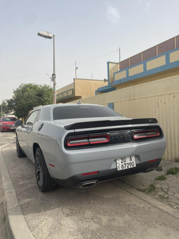 السلام عليكم 
جالنجر gt2023
وارد كندي ماشيه 54الف كيلو متر 
فول مواصفات للاخير عدة الفتحة 
اللون سمنتي مميز 
كفاله من اي ضرر فقط رصعة خفيفة بباب السايق 
السعر 205
وصور كندا موجودة بالمنشور آخر 3
ولباقي المعلومات 
***********
