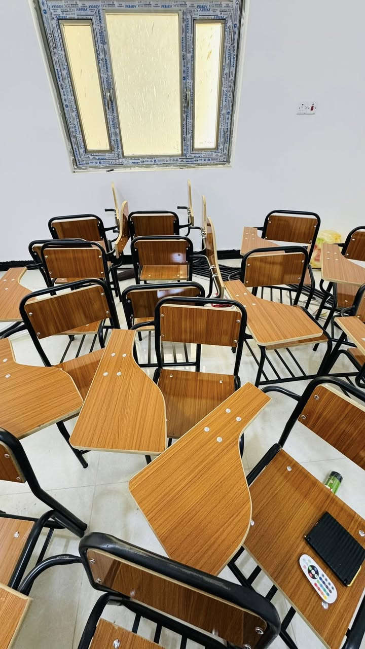 السلام عليكم ستولات دراسية نظيفة ١٠٠٪؜ للبيع 
العدد ٢٠


**إذا كنت صاحب هذا الإعلان وتريد حذفه لأي سبب، رجاءا أرسل رسالة إلى الدعم الفني**