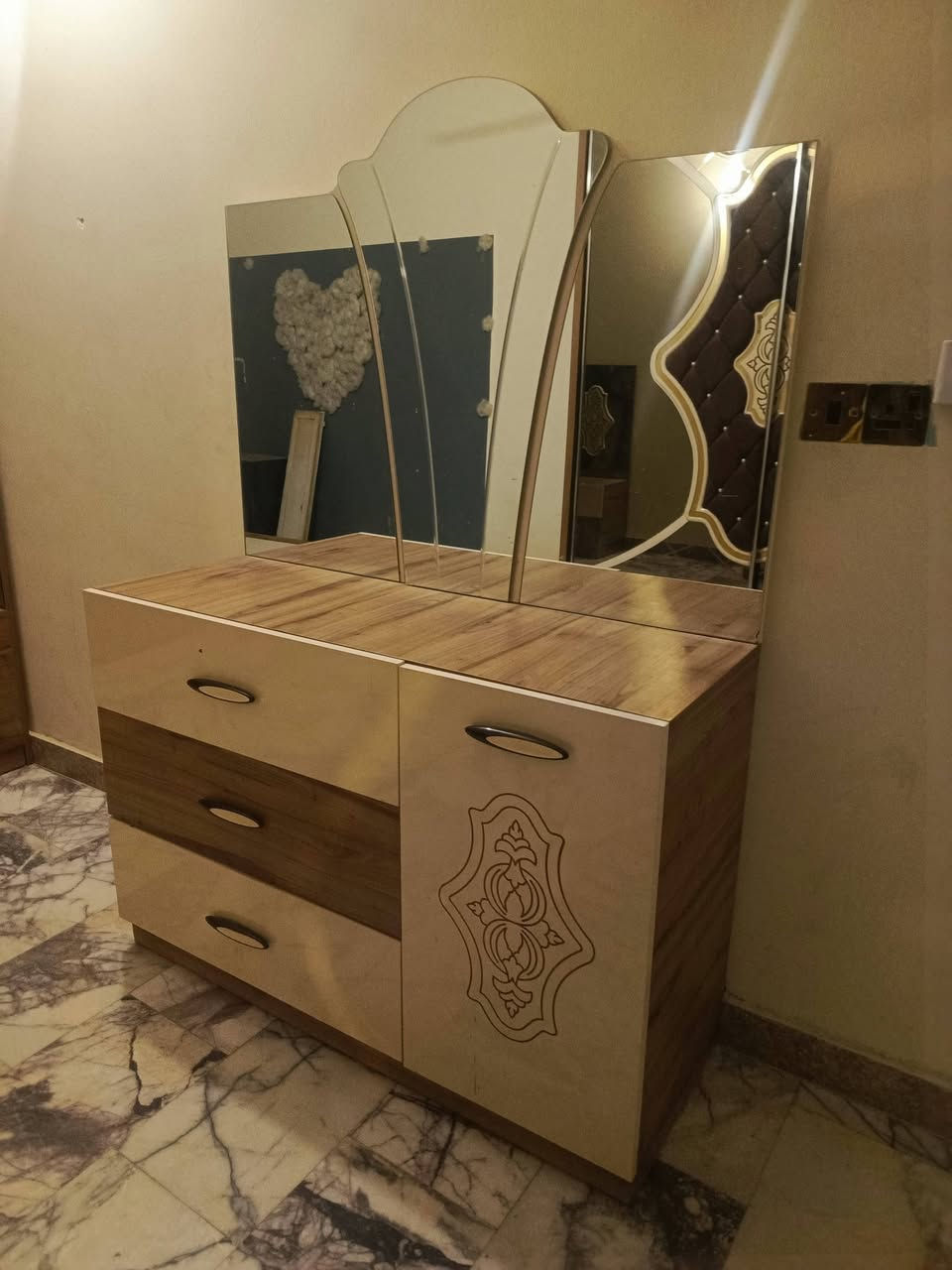 غرفه البيع 6 قطع سعرة 250بيه مجال


**إذا كنت صاحب هذا الإعلان وتريد حذفه لأي سبب، رجاءا أرسل رسالة إلى الدعم الفني**