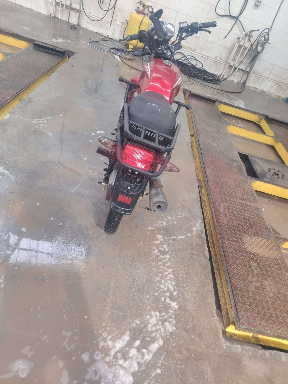 سلام عليكم دراجه شاينك موديل24كهربائيات كلها شغاله مكينه مامفتوحه مكاني حله شارع 80سعر725 وبيها مجال بصيط***********
