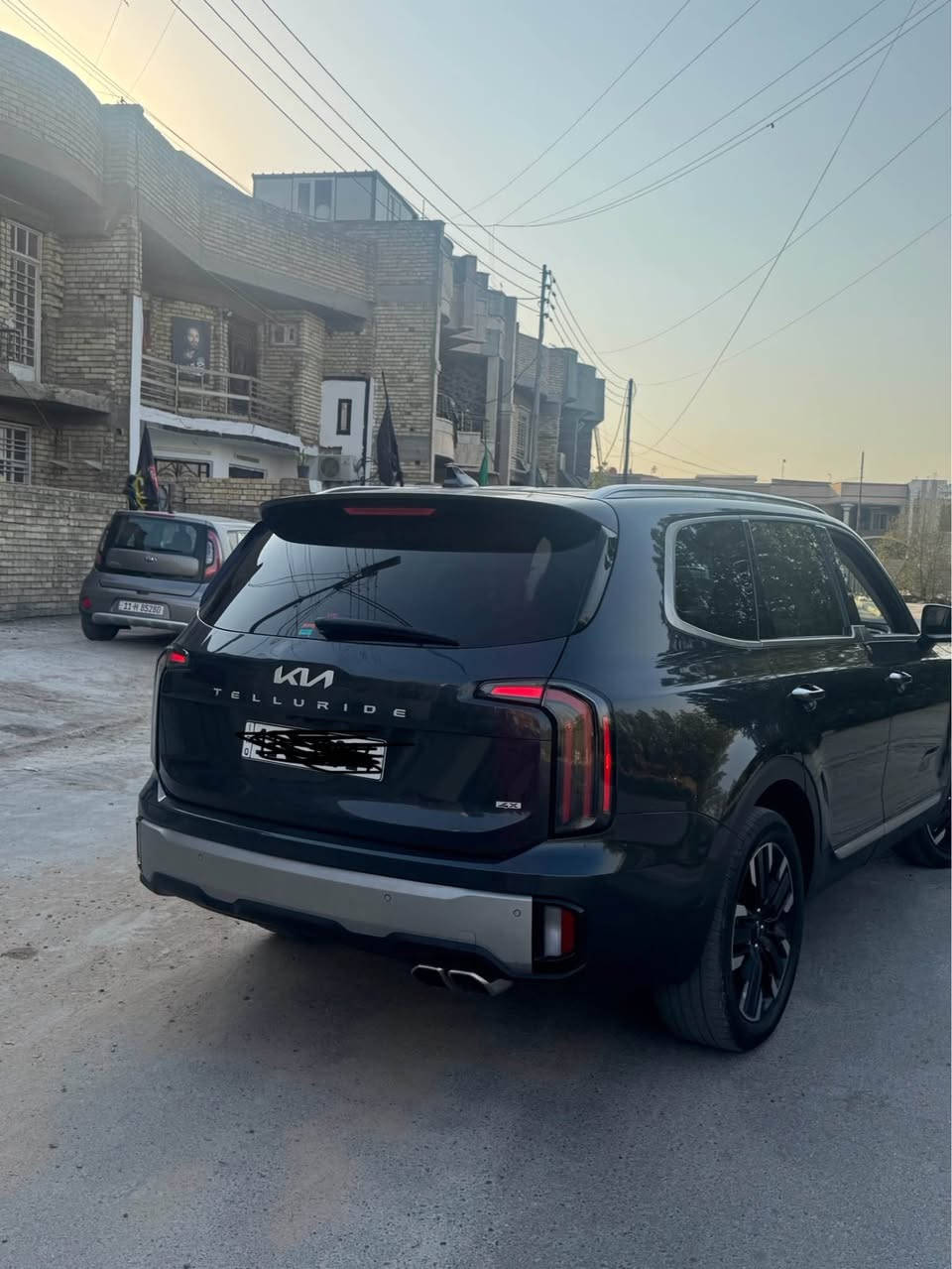 كيا تلورايد 2023 xin-sx
ماشية 46000mil
محرك 3.8 4x
موصفاتهة 
1-رادرات امامي+خلفي+جانبي
2-تحديد مسار 
3-كامرات 360
4-صندوق كهرباء
5-لدات داخلية ابواب + دشبول 
6-تدفئة + تبريد كشنات 
7-كشنات كهرباء 
8-مساج كشنات
9-لايت زنون 
10-ويل 20
11-سستم سماعات هارمن كاردن 
12-دبل فتحتة سقف
13كشنات منفصل vip
14-دخول ذكي 
15-تحذير قيادة عند الخروج عن المسار
16-كشنات خزن ميموري
17-تبريد مركزي + تحكم مناخي منفصل 
18-بردات ابواب 
19-مراية وسطية تحكم تضليل
وبعد هواي موصفات 
سعر 300 وبيهة مجال للشراي
 
رقمي *********** بغداد, العراق
