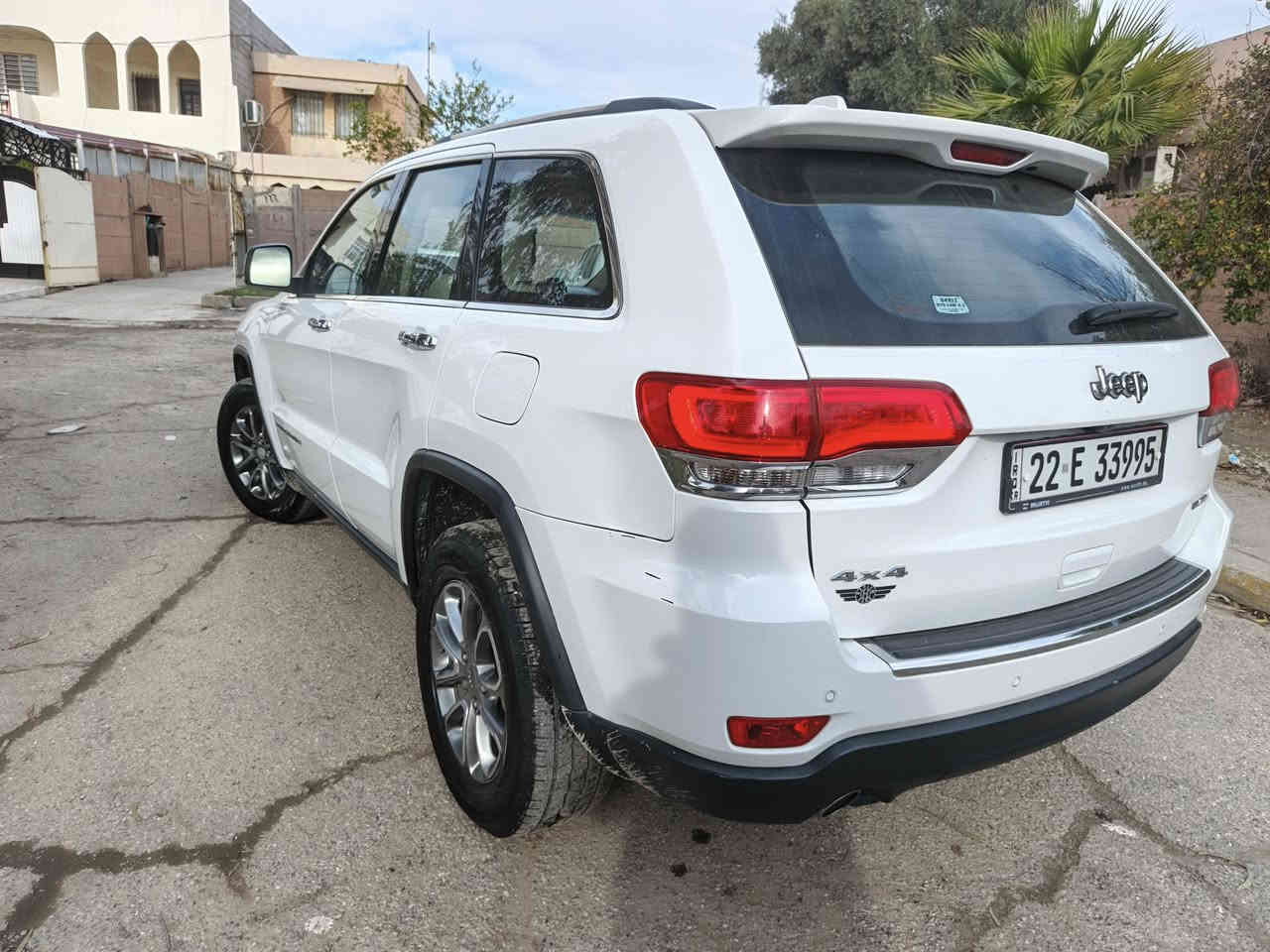 جيب لاريدو لمتد فول خليجي 2014
موديل السياره 
2014 سيارة بلادية بحالة الوكالة
رقم اربيل سنويا 
سنويا باسمي 
محرك مامفتوح بي برغي
موصفات السياره
بانوراما 
شاشه
تحكمات ستيرن شفتات
جنطه كهرباء
جميع الكشنات هيتر
رادار امامي 
ستيرن كهرباء
شفتات ستيرن
ذاكره كشن
كشن السايق كهرباء
كشن الصدر كهرباء
تشغيل عن بعد
لد امامي +خلفي 
ليت زنون اصلي
هيترات مري
حجم المكينه 6سلندر 3600 سرعه السياره 300
كير طياره
يدات ستيل 
وكثير اكو مواصفات بعد
السياره مكفوله من الصبغ والضربا والتبديل
مكان السيارة موصل
السعر 250
 ***********
***********
