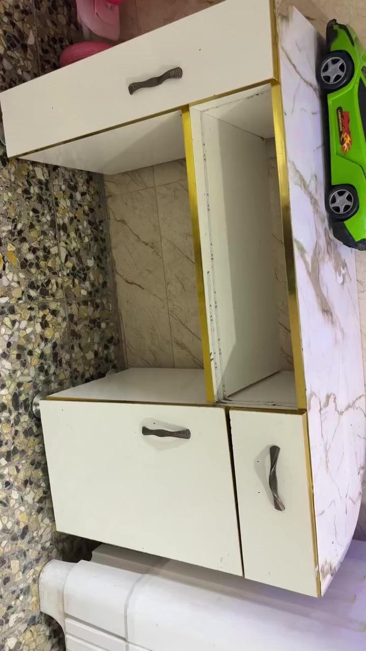 السلام عليكم ميز اكرلك وياه كم حاجه مواد اكرلك ب١٠٠الف مكاني الغزالية


**إذا كنت صاحب هذا الإعلان وتريد حذفه لأي سبب، رجاءا أرسل رسالة إلى الدعم الفني**