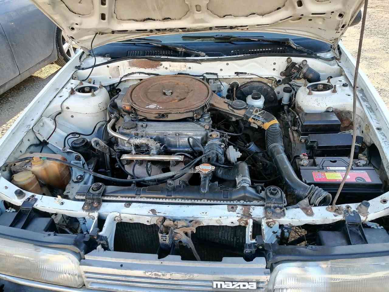 سلام عليكم ورحمة الله سيارة للبيع مازدة موديل( 90) مكان كلار (***********)
