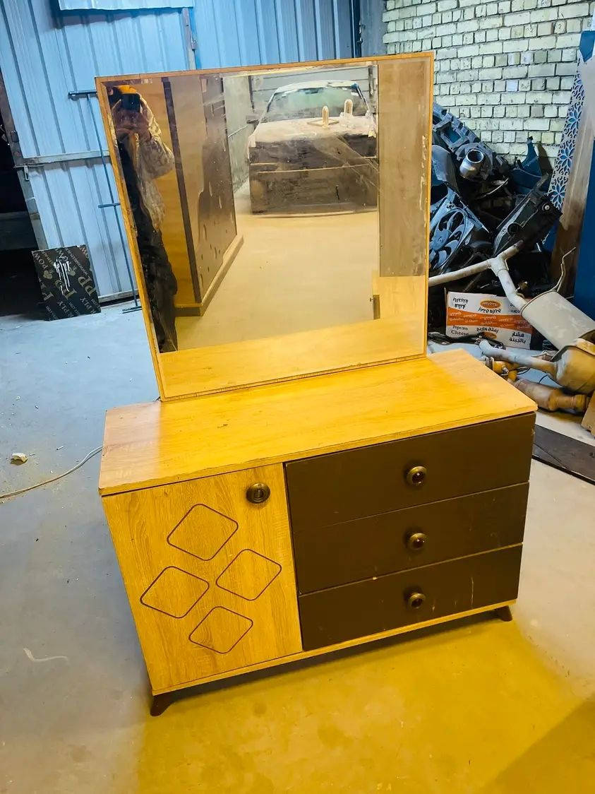 غرفه نوم تركي 🇹🇷 
7قطع  نضافه 90
السعر 400
 مع شد ونقل مجاني داخل بغداد


**إذا كنت صاحب هذا الإعلان وتريد حذفه لأي سبب، رجاءا أرسل رسالة إلى الدعم الفني**