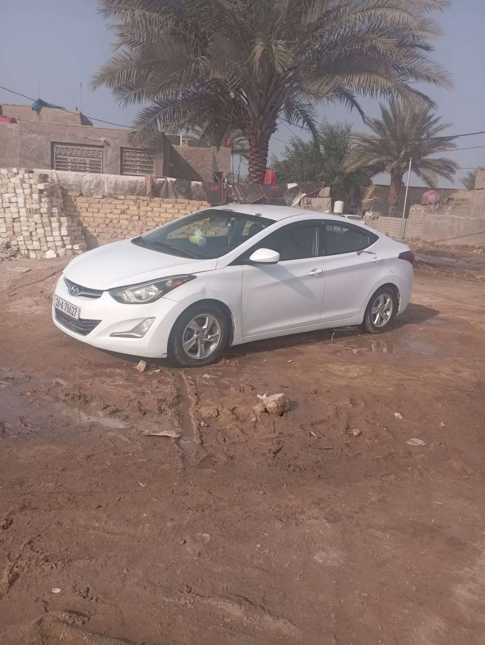 سلام عليكم النتره موديل 15 وارد امريكي جاهزه مكينه كير حداديه تخم تاير تبريد حادثها جاملغ وبنيد بدون دواخل مكان السياره بابل لاستفسار عل الرقم ***********
