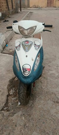 دراجه نظيفه ما مفتوح سعر خاص والشراي بخير ويتدلل07860919192