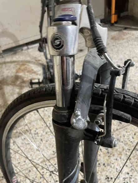 دراجه هوائيه حجم 27
نوعيه TERK اصلي

السعر 180 الف شبه جديد 

الضرر كما بل صوره انكسر في الحاويه بل نقل بس سويته عند الحداد ومابيه شي

للاستفسار ***********

المكان الموصل الجانب الأيسر
