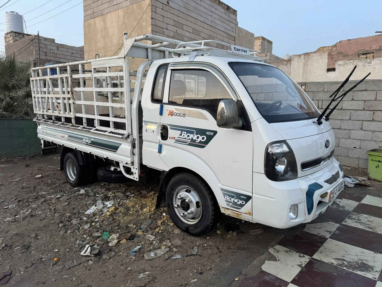 السلام عليكم كيا فحل مفتوح رقم بابل انكليزي هزه وسنويه بسمي جديده سياره جاهزه على اخر حبايه كير محرك اكسل كله جديد تايرات محور ١٤ مكاني ناصريه مركز سعر ١٤٢ ***********
