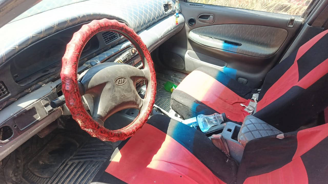 السلام عليكم سيفيا موديل ١٩٩٤
مراوس 

سعر ٢٥

سياره جهازه رقم  بابل كير اتو

مكان سياره واسط قضاء العزيزية 

***********
