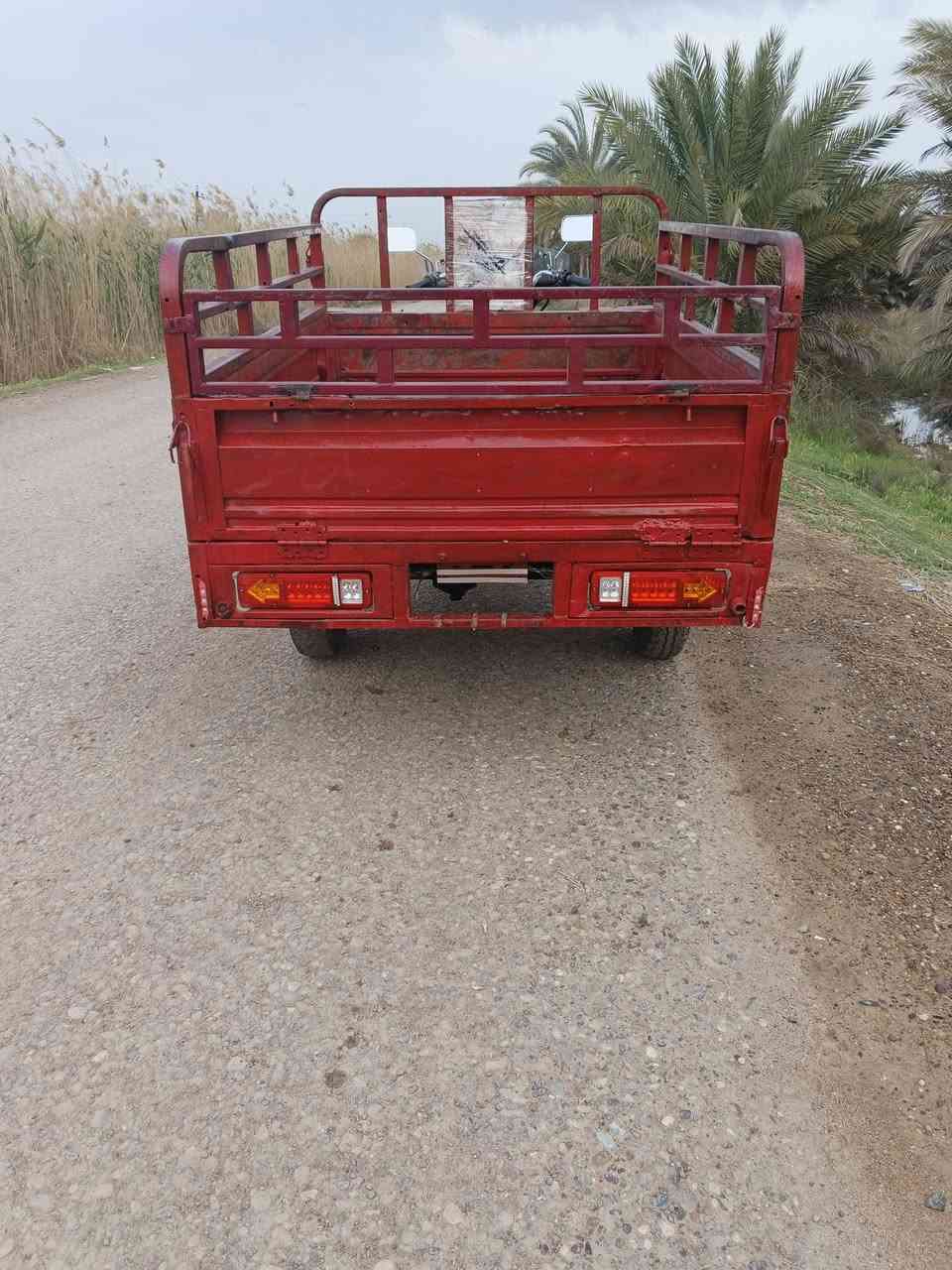 دايوان موديل 14 اوراق موجودة صدر صقر محرك اخرس كلجات جديدة تخم تاير كهربائيات كاملة مكفولة كسر لحيم فطر مابيها مكفولة نضيفه السعر 800 مكاني طارمية 
***********
***********
