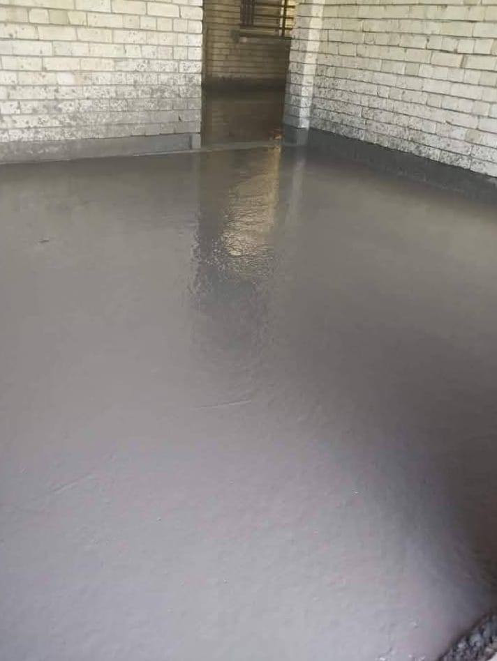 السلام عليكم اخوان صب ارضيات بيتونه دنك رباط فرش سبيس وحدل شغل درجه اولى ونظيف  باسعار مناسبة جدا التصال على الرقم ***********
