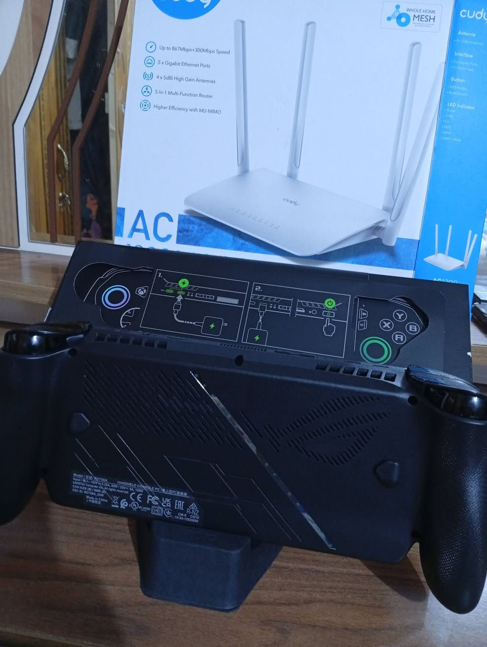 ROG Xbox Ally X روج اكسبوك الاي اكس
السلام عليكم  للبيع فقط  ماعندي توصيل مكاني البصرة اشتريته جديد تاريخ الشراء 24/1/2026
يعني الجهاز ماصارله 10ايام من مستخدم واتساب *********** 
السعر مليون و450
