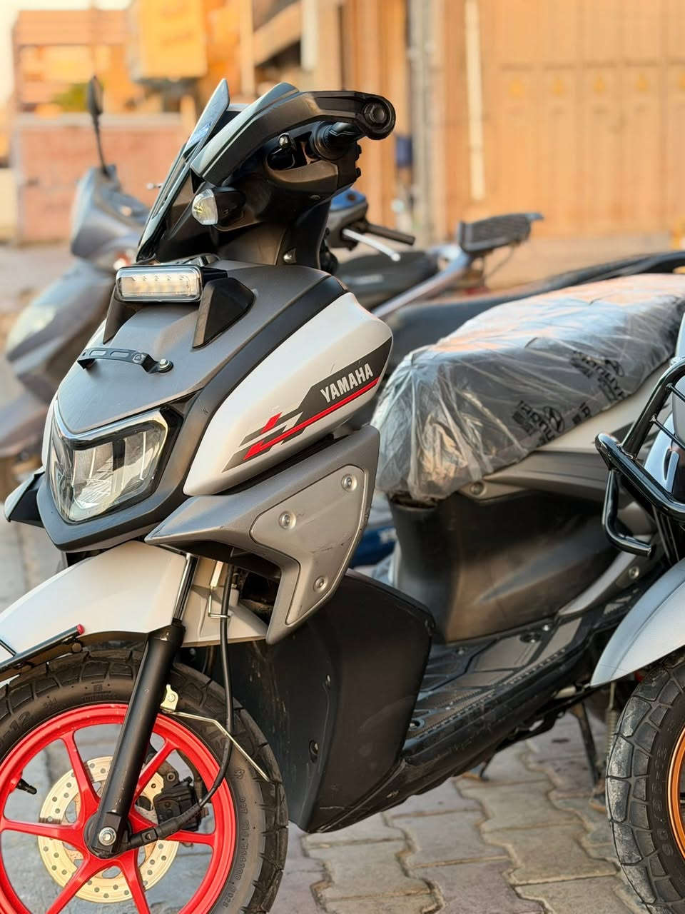 ســلام عليڪم 🤝
⭕️YAMAHA ZR  2025
🩸مكفوله بحاله الوكاله 🩷
‎
‏‎للاستفسار ***********☎️ ‏السماوة الحيدريه .شارع المحافظه ‏‎متوفر🟥بيع🟥شراء🟥مراوس🚦اقصاد⭐️
