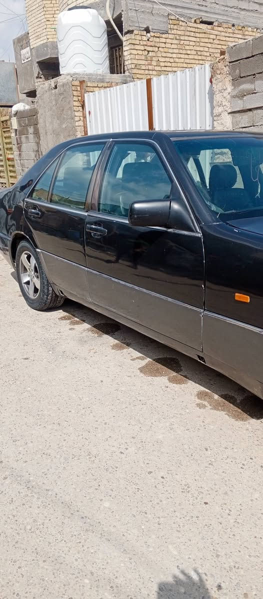 سلام عليكم سيارة البيع كير محرك اكسن مكفؤلات محرك بطة مؤديل 92 سيارة مصبؤغة عام  كهربائيات مكفؤلة  تخم تاير جديد. ***********  مكان سيارة بغداد مكلف بنشر
