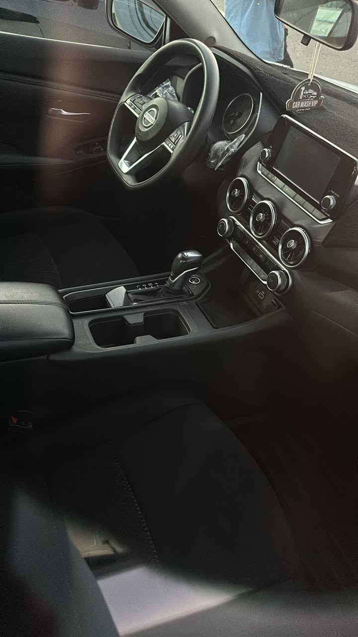 نيسان سنترا 2021 
رقم شمالي سليمانية 
سنوية 2029 
ضرر بونيد فقط 
سيارة ماناقصها برغي
السعر 140 ورقة البيع نقد فقط مراوس حسب القناعة
***********
