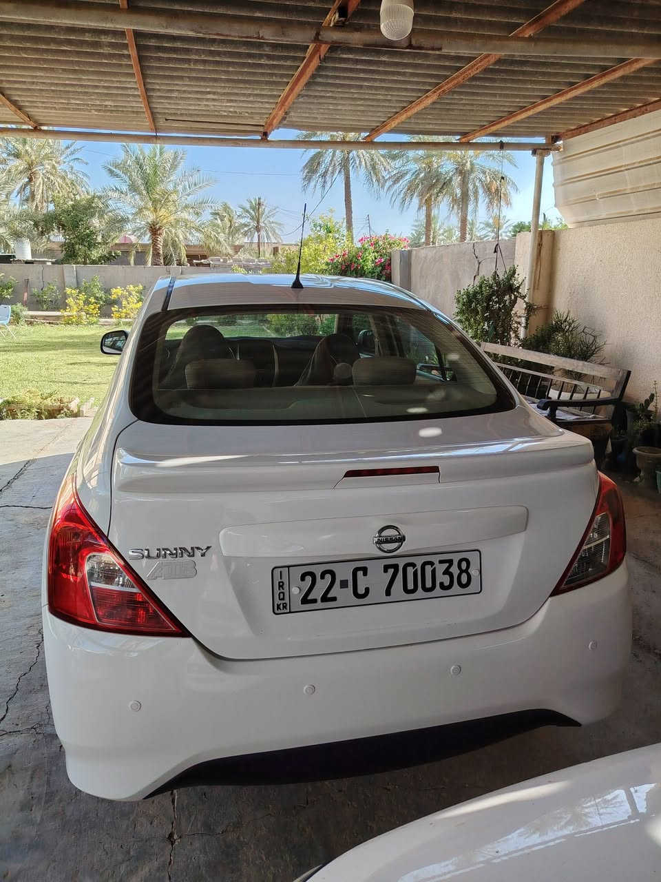 السلام عليكم سني هندي بليته زركه 2021 ماشيه 96 الف رقم اربيل ب اسمي سياره جديده مكفوله كفاله عامه بيها رصعه وحده الباقي كله مكفول وسونار موجود تبريد ثلج كير محرك مكفول السياره جديده حيل احلى من الصور سعر 110 بيها مجال بسيط  مكان السياره بغداد المحموديه ناحيه الرشيد رقم الهاتف ***********

