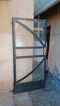 جام خانه للبيع حديد درجة أولى  الارتفاع مترتين و38  العرض مترتين و 97 ...