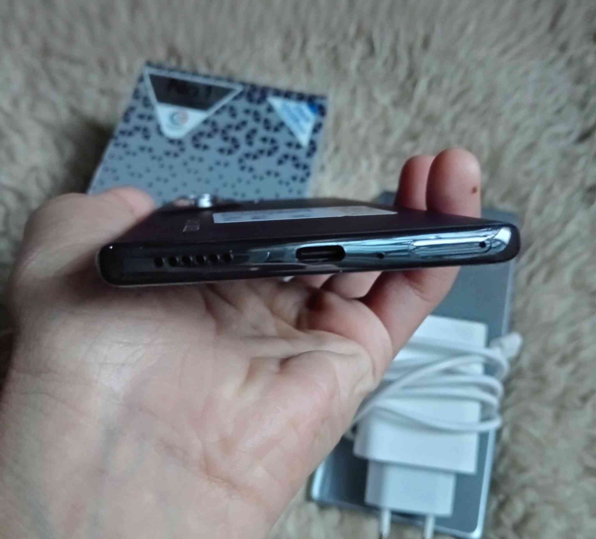 تكنو كامون 40برو 5g 
جهاز نظيف مابي اي عيب مابي خدوش او فطر بعده كارتونه وتاخذه هوه ملحقاته وصارلي فتره من ماخذه ماتجاوز  3 اسابيع سعره 300


**إذا كنت صاحب هذا الإعلان وتريد حذفه لأي سبب، رجاءا أرسل رسالة إلى الدعم الفني**