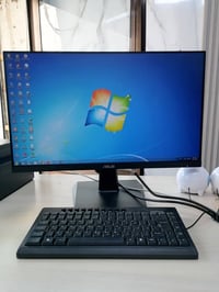 شاشة ASUS VA24EHF نضيفه جديده استخدام شهرين جديده موجوده كارتونتها وضم...